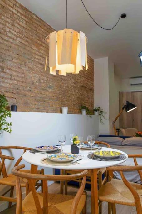 Appartement Chic Avec Terrasse, Lumineux Et Calme 2 Valence