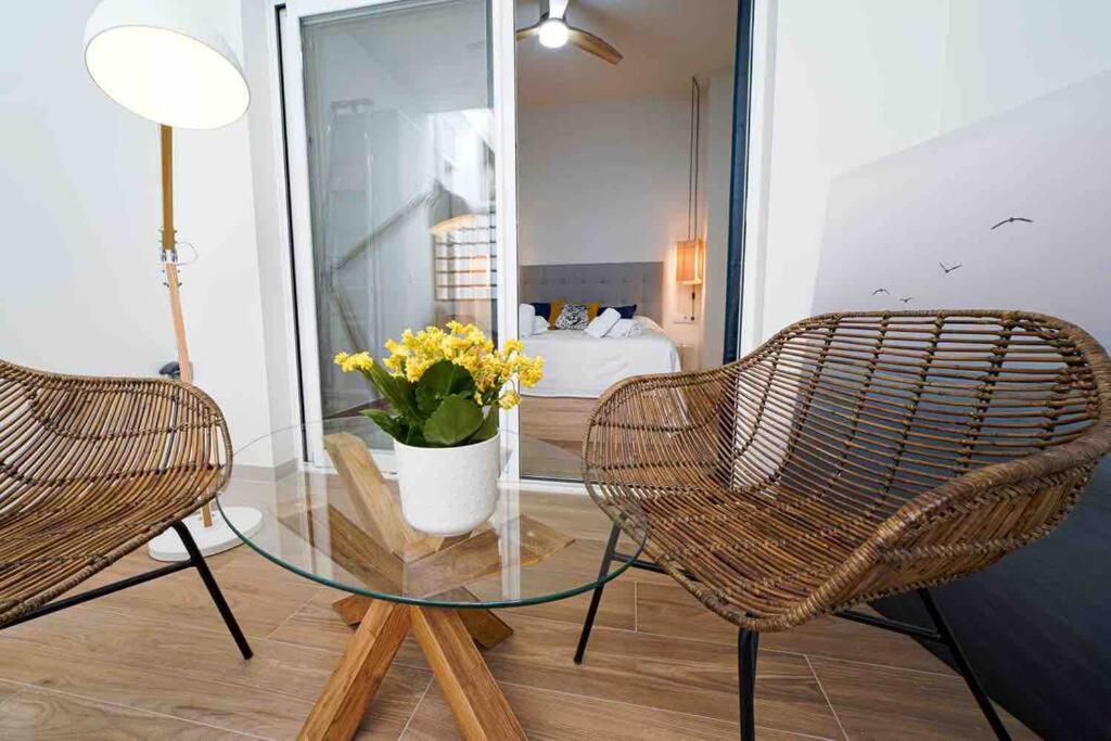 Appartement Chic Avec Terrasse, Lumineux Et Calme 2 *