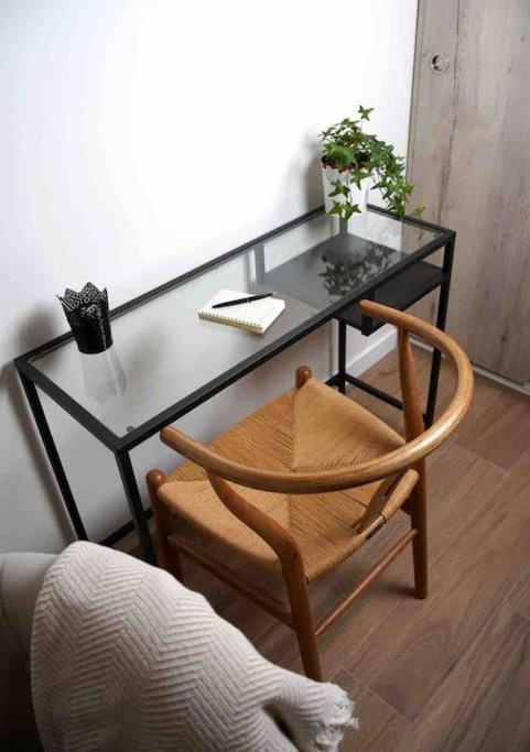 Chic Avec Terrasse, Lumineux Et Calme 2 Apartment